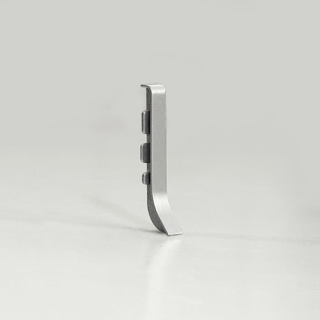 AD40 Silver Aluminum Skirting