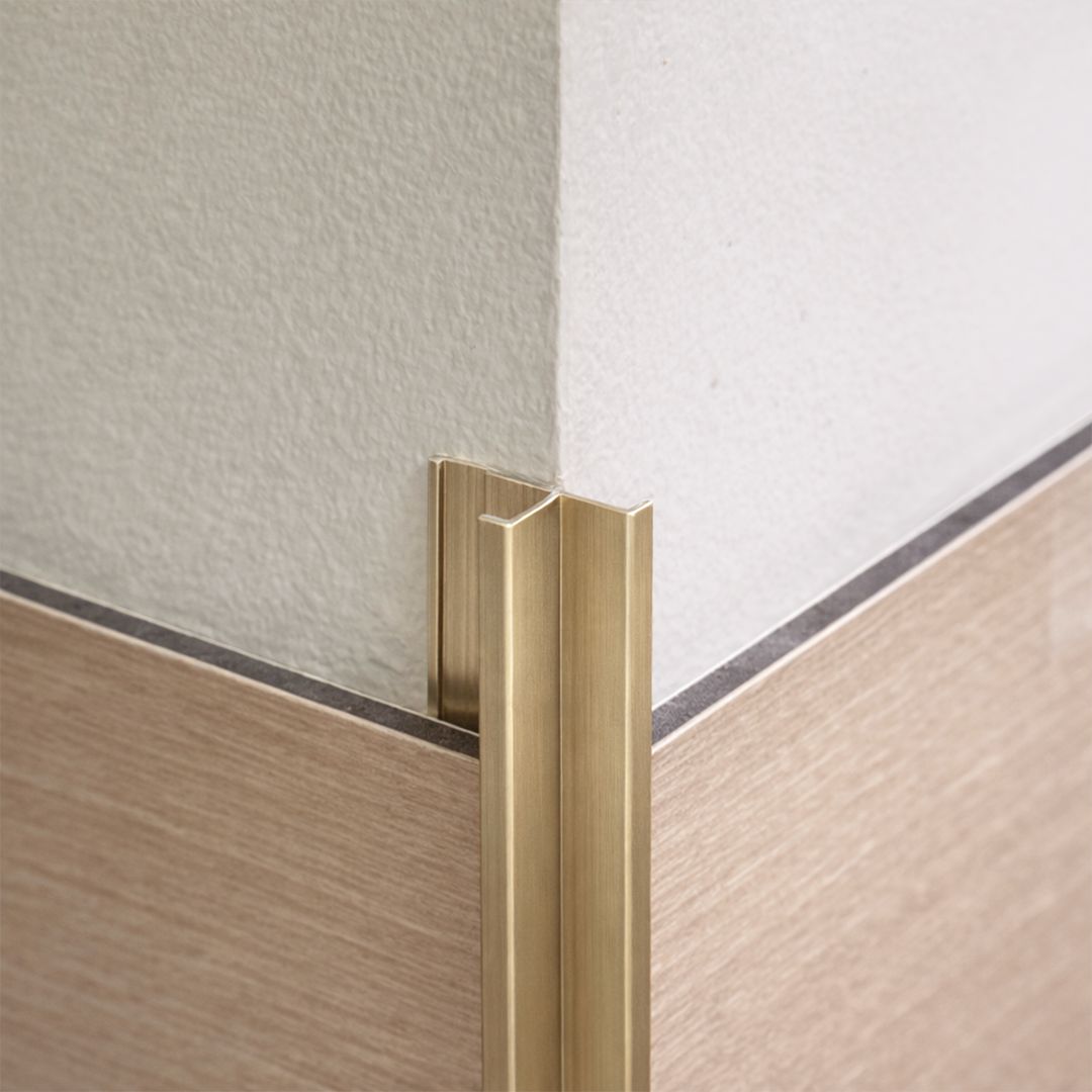 XB 9 Outer Corner